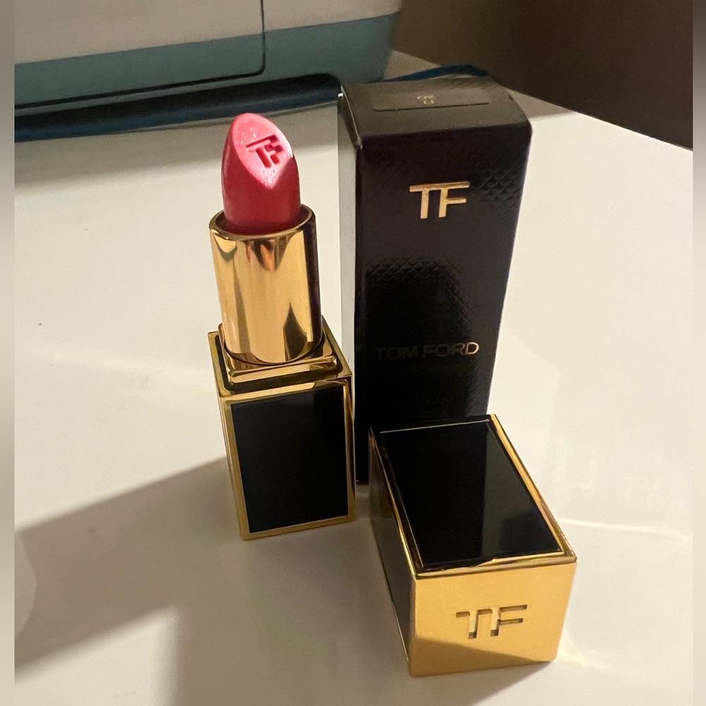 Tom ford lipstick in shade ox li (.07 OZ SIZE)